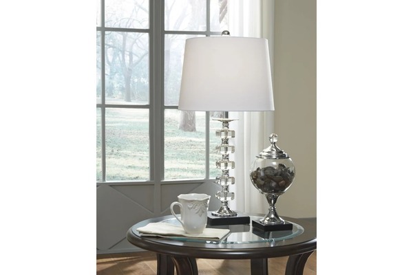 Ashley Furniture - Leesa Table Lamp (Set of 2)