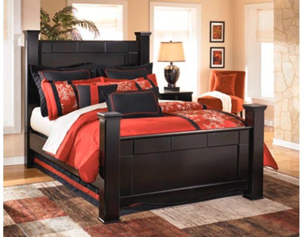 Ashley Furniture - Shay Queen Poster Bed